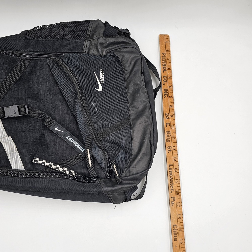 Nike Lacrosse‎ Lazer Backpack Black Insulated Gear Bag Sports Travel Rucksack - Picture 9 of 10